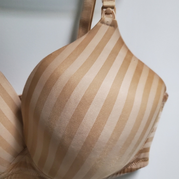 Motherhood Maternity Nude Nursing Bra 38C - Picture 2 of 8